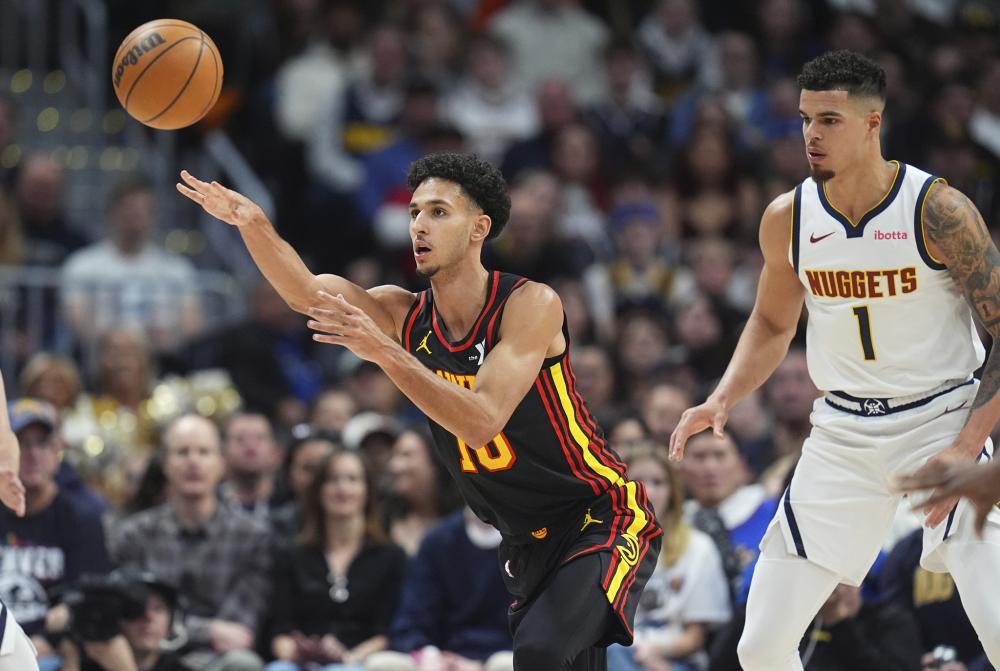 不仅是两名 不仅是两名